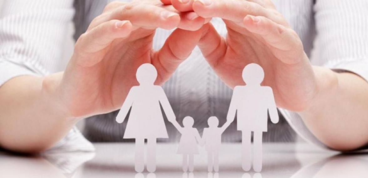 Кого в Казахстане лишили социальных выплат