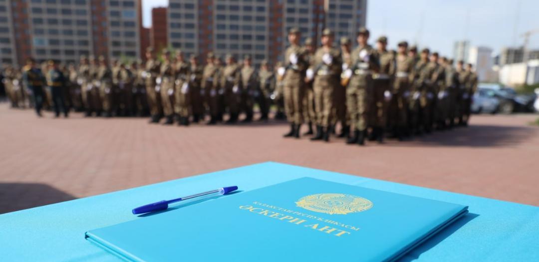 Около 23 тысяч казахстанцев призовут в армию