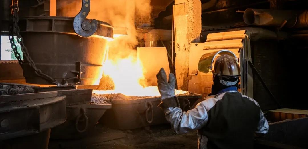 Рабочие пострадали на Аксуском заводе ферросплавов