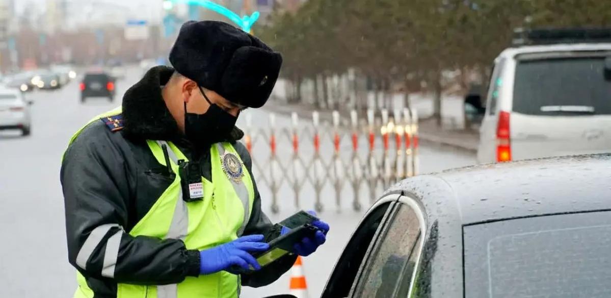 Казахстанцам спишут непогашенные штрафы