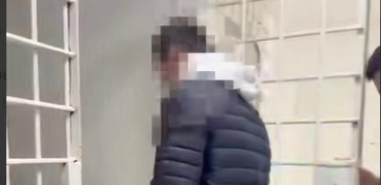 Блогера арестовали на 15 суток за постановочное видео