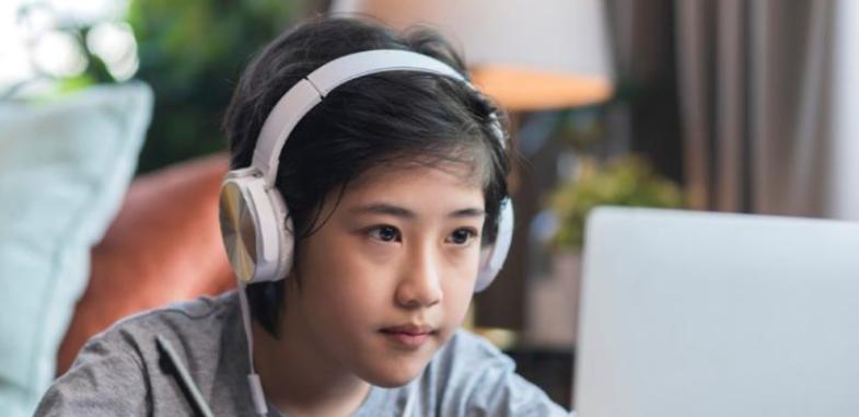 Запугивание и шантаж: мошенники нацелились на детей и подростков