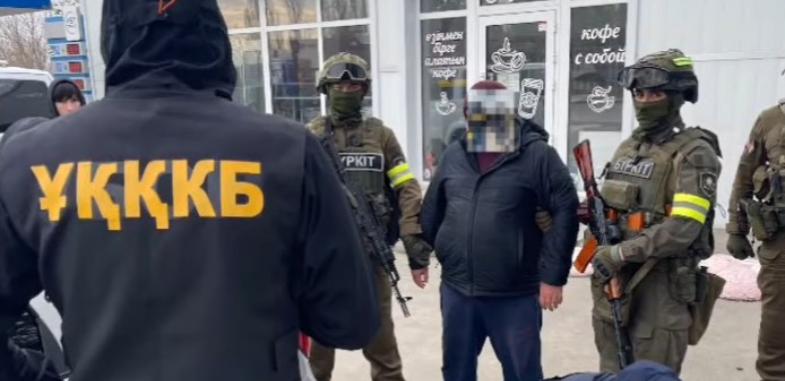 Полиция ликвидировала ОПГ таксистов-сводников