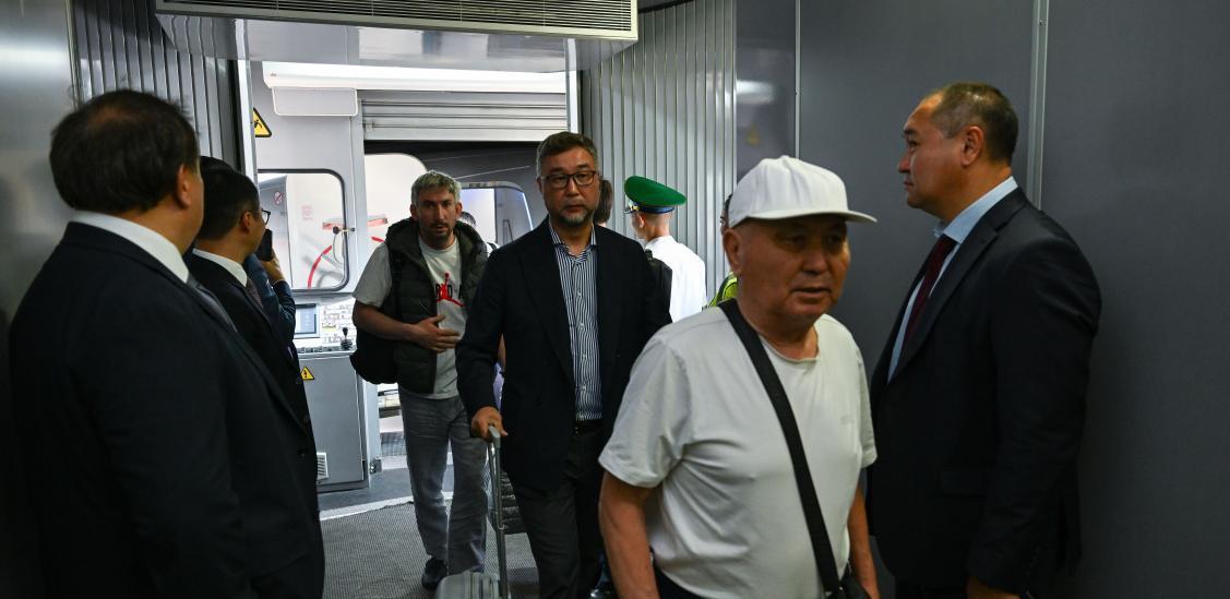Казахстанцев эвакуировали из зоны конфликта на Ближнем Востоке