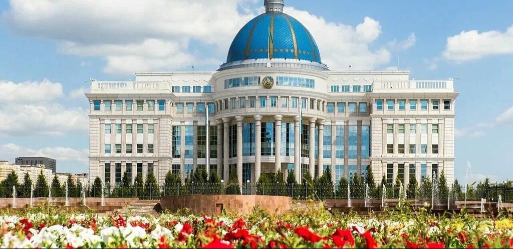 Токаев обсудил  досрочное прекращение полномочий маслихатов