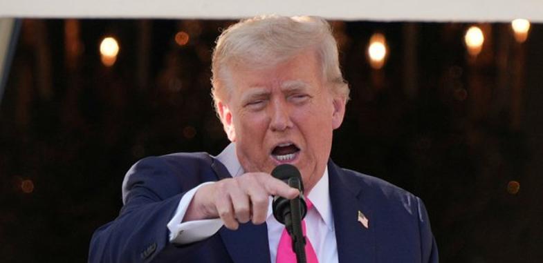 Трамп вводит пошлины в 25% на товары из Казахстана