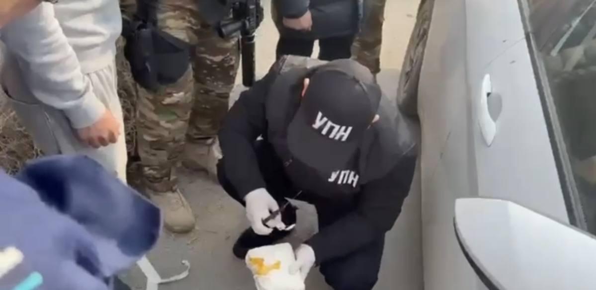 Килограмм психотропного вещества изъяли у алматинца в Шымкенте
