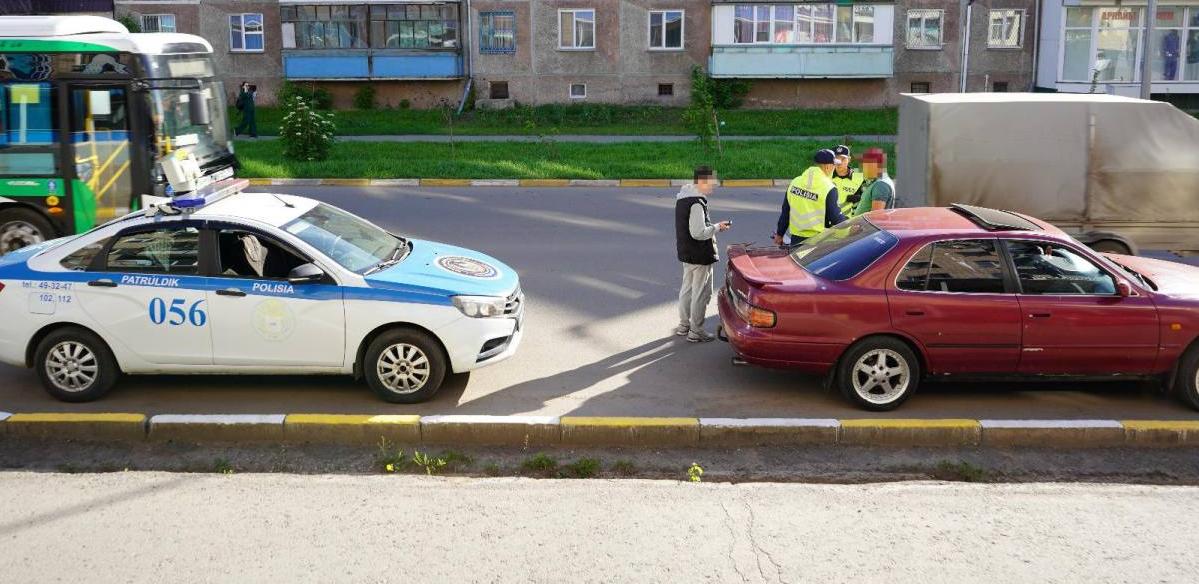 Более 60 нелегальных таксистов выявили в СКО