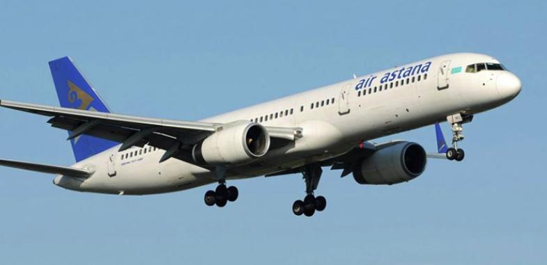 Самолет Air Astana экстренно сел в Алматы 