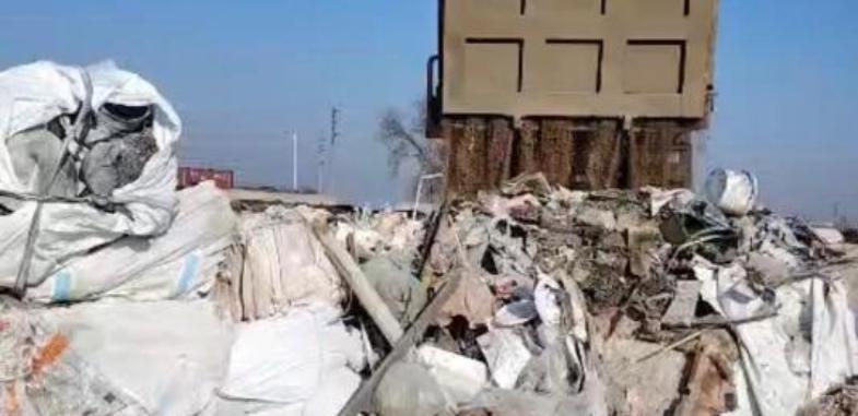 Вблизи Алатау обнаружили свалку строительных отходов 