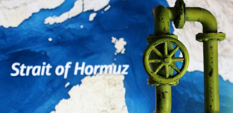 Иран пригрозил атаковать любые маршруты экспорта нефти из региона