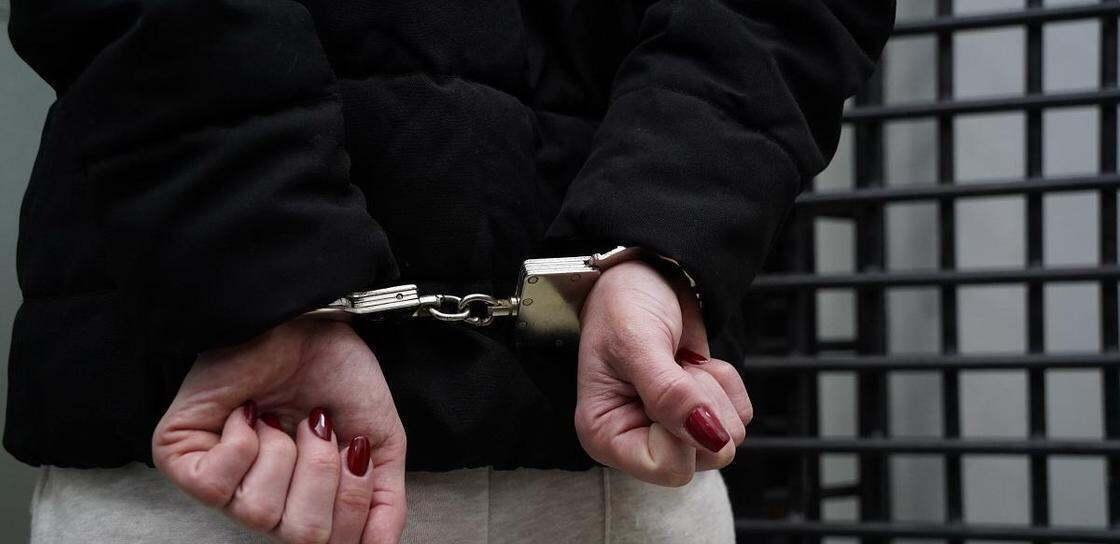 Жительницу Усть-Каменогорска вернули в колонию из-за нарушений