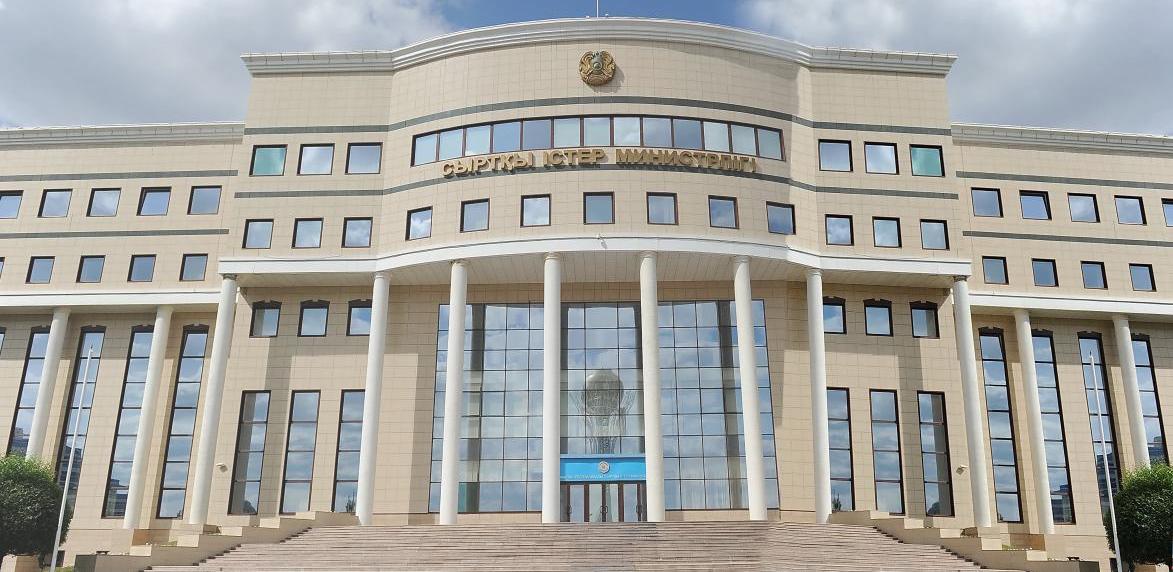 МИД ведет переговоры с Россией о возвращении казахстанцев
