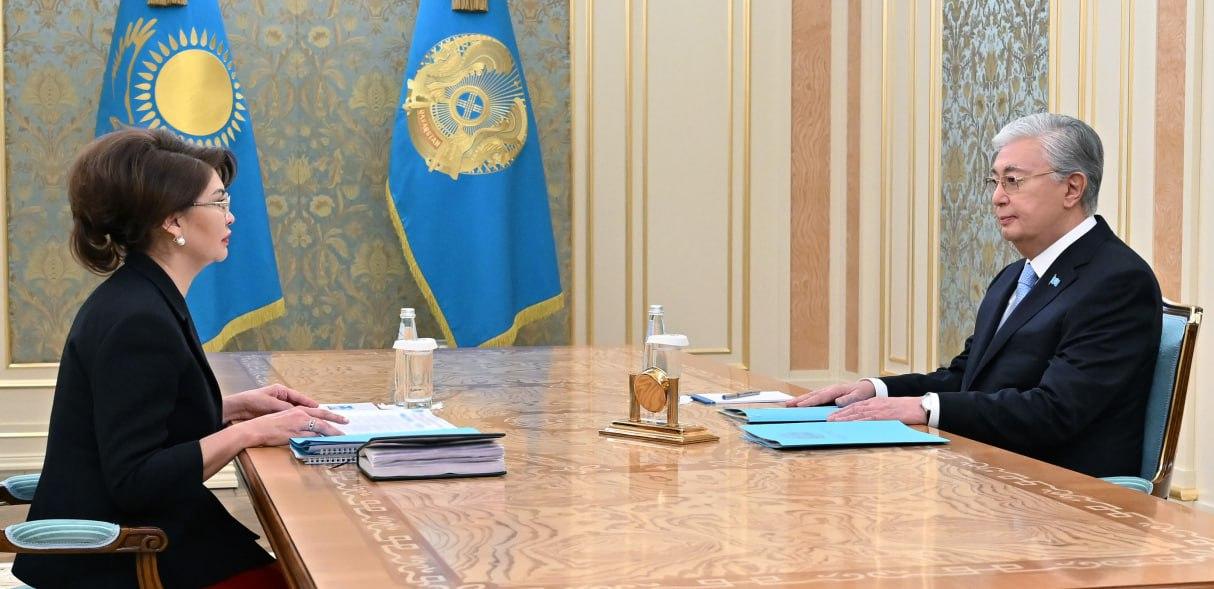 Токаев поручил Балаевой контролировать подготовку к 80-летию Победы в ВОВ