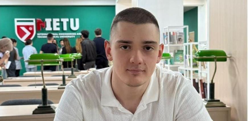 Студент из Казахстана прошел 260 курсов на Coursera и стал чемпионом
