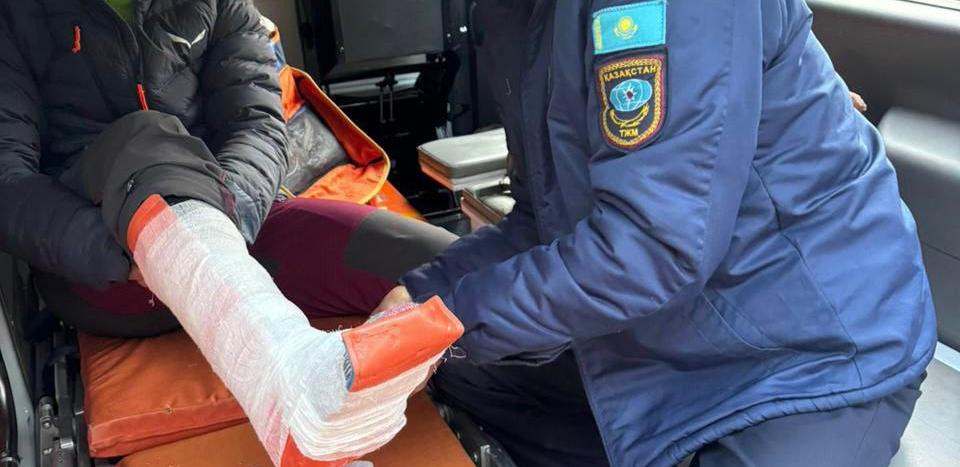 Гражданку Израиля эвакуировали с пика Пионер в Алматы