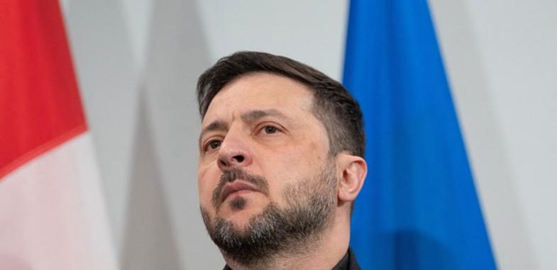 Зеленский пообещал покинуть пост президента Украины 