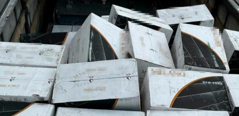 Крупную партию сигарет задержали на границе Казахстана