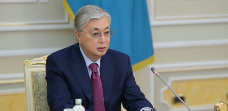 Президент поздравил казахстанцев