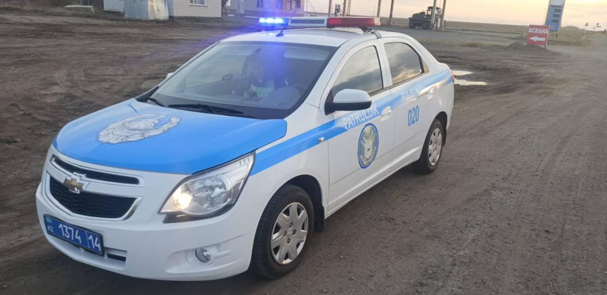 Полицейские сопроводили автомобиль с ребенком в больницу  Павлодара