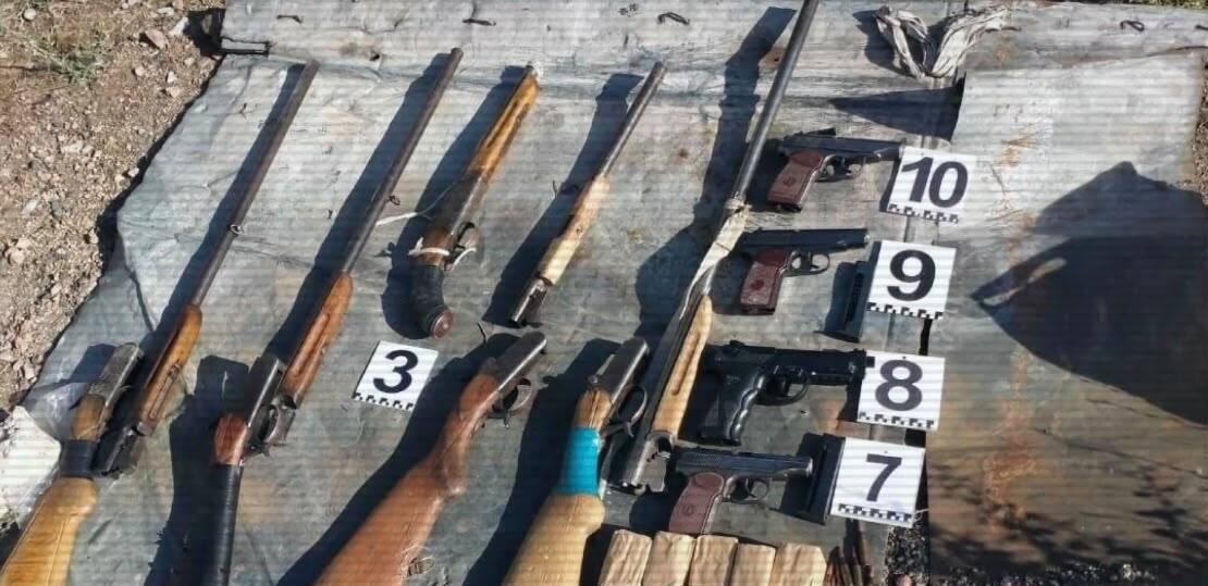 Даже гранатометы: полиция продолжает изымать оружие