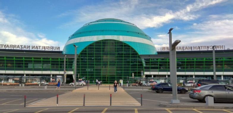 Аэропорт Астаны обратился к казахстанцам