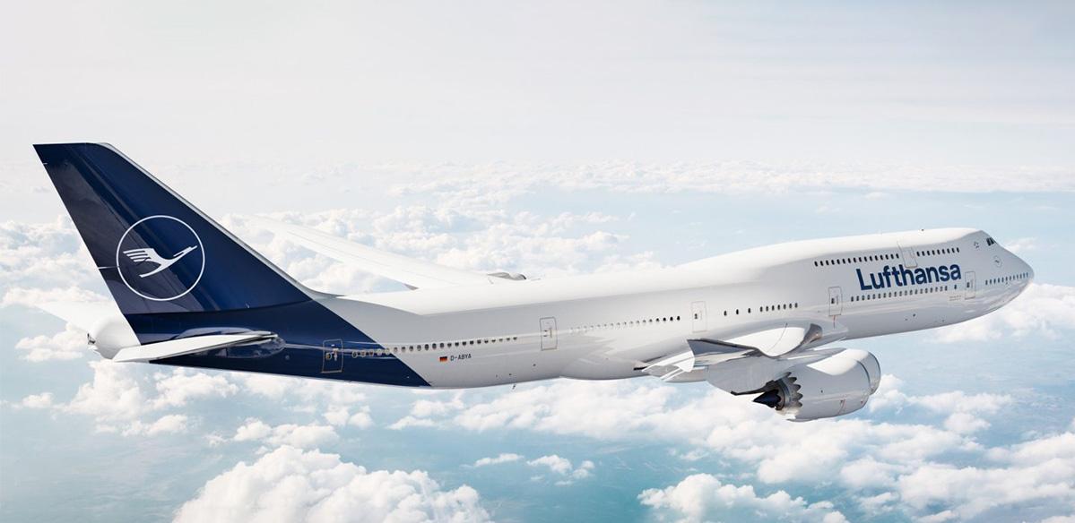 Самолет Lufthansa экстренно сел в Алматы 
