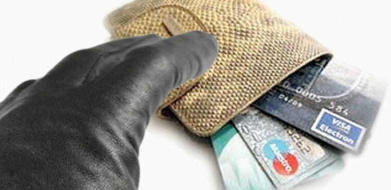 Нашел в автобусе: в Астане мужчина списал деньги с чужой карты