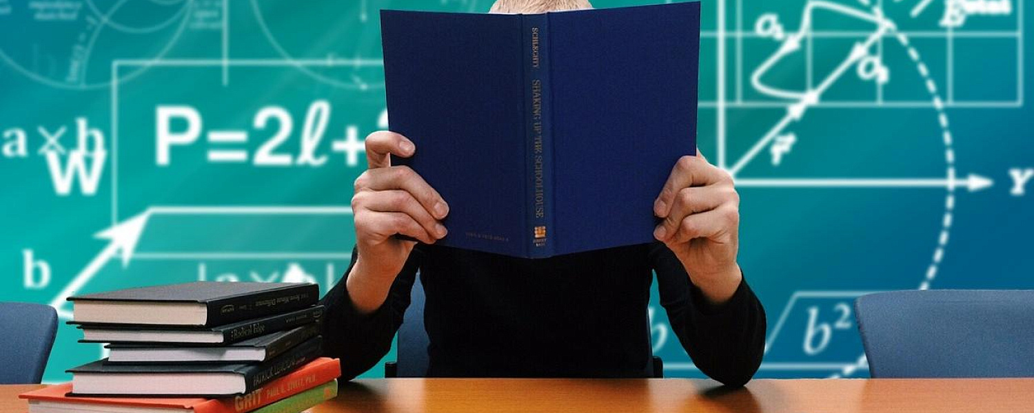 Как чиновники готовятся к учебному году