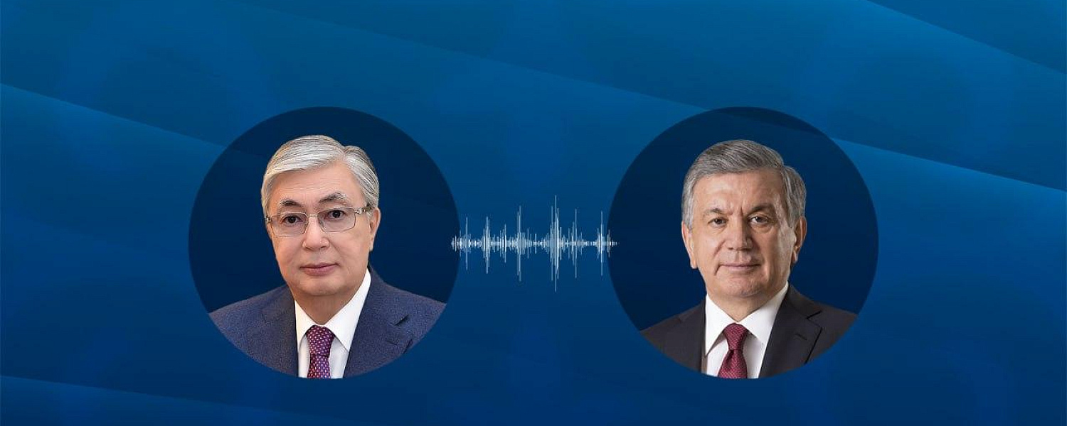 Токаев поздравил президента Узбекистана с днем рождения