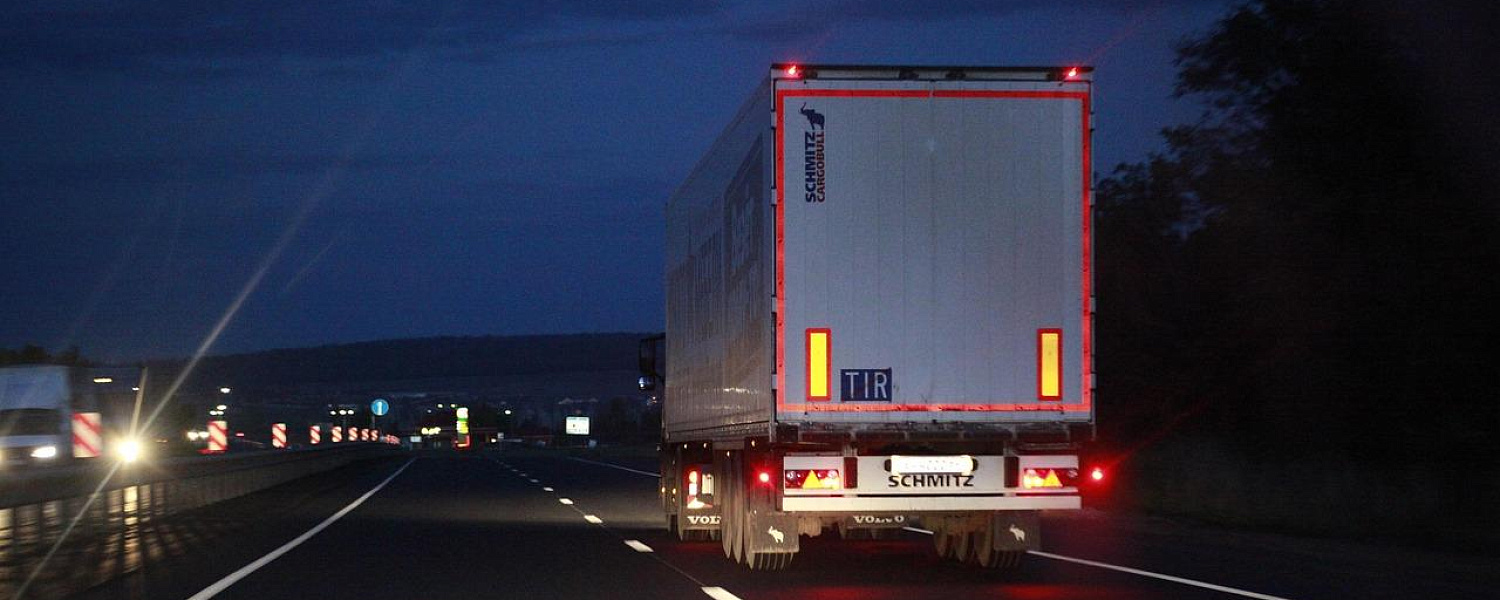 Объем автомобильных транзитных перевозок по Казахстану вырос почти на 40%