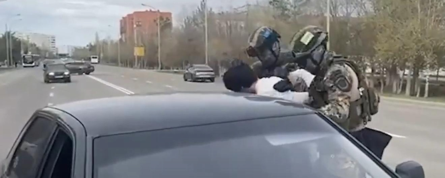 Таксист из Кокшетау стал жертвой вымогателей