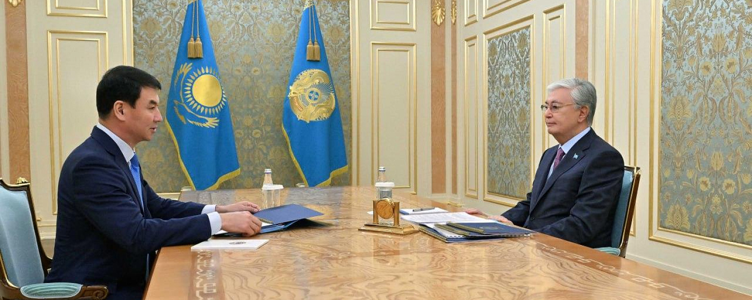 Глава государства принял нового акима Алматы