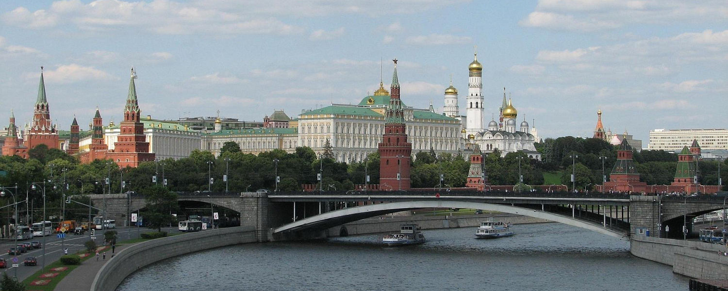 В России хотят ввести платное обучение в школах для мигрантов
