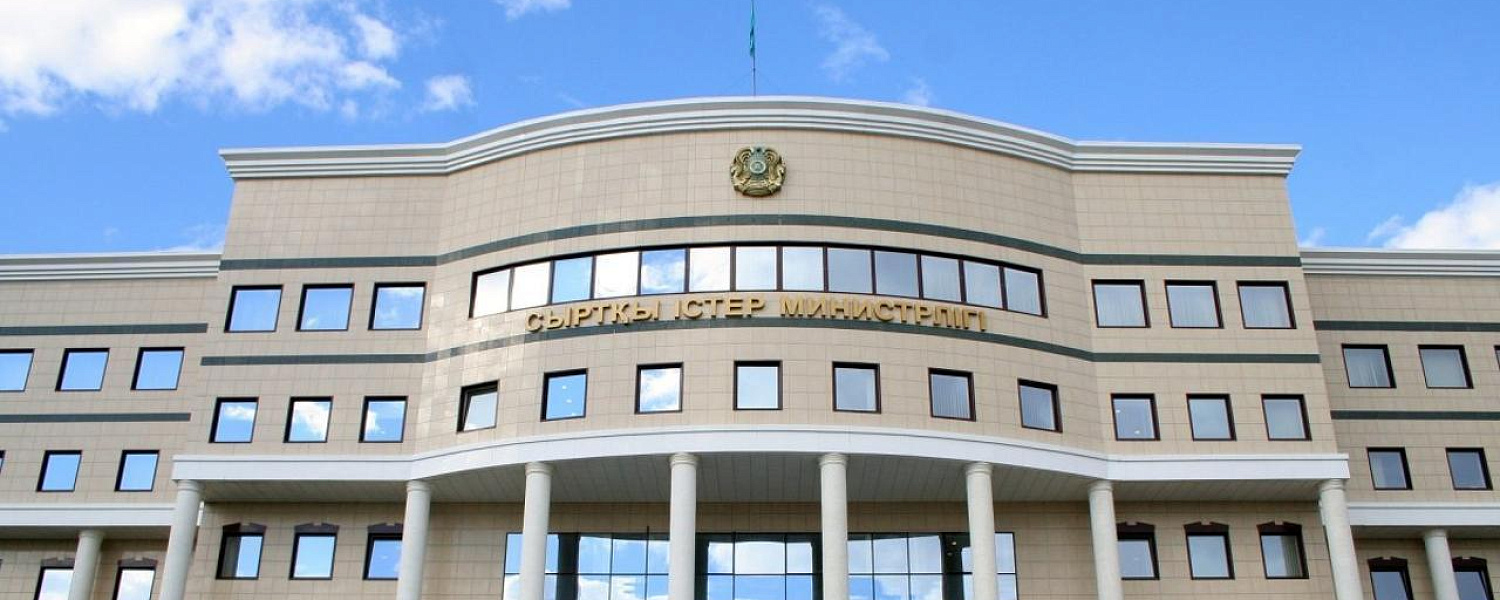 Черногория ввела временный безвизовый режим для казахстанцев