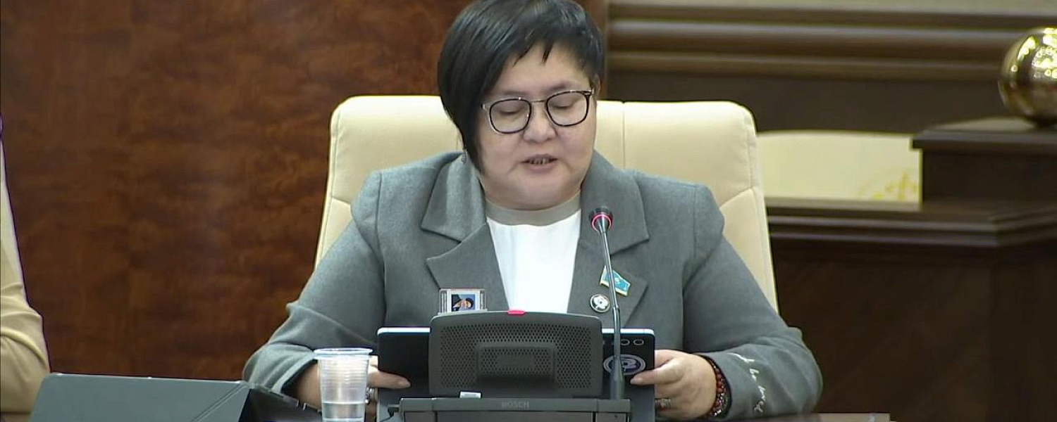 Сократить рабочую неделю женщинам предложили в мажилисе