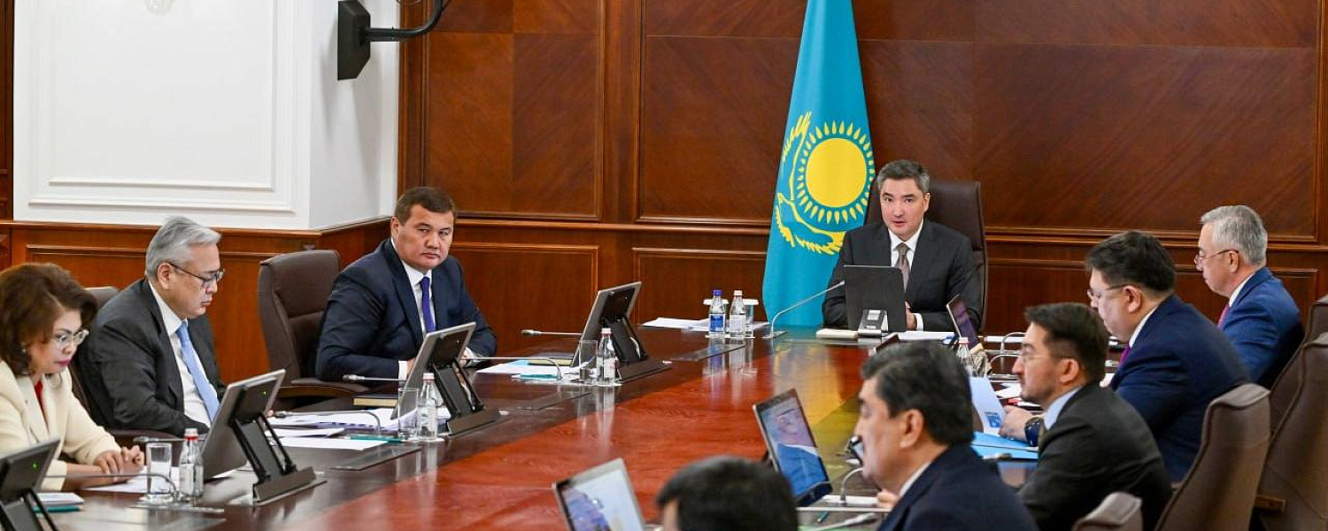 Бектенов поручил обеспечить аграриев актуальными прогнозами погоды 