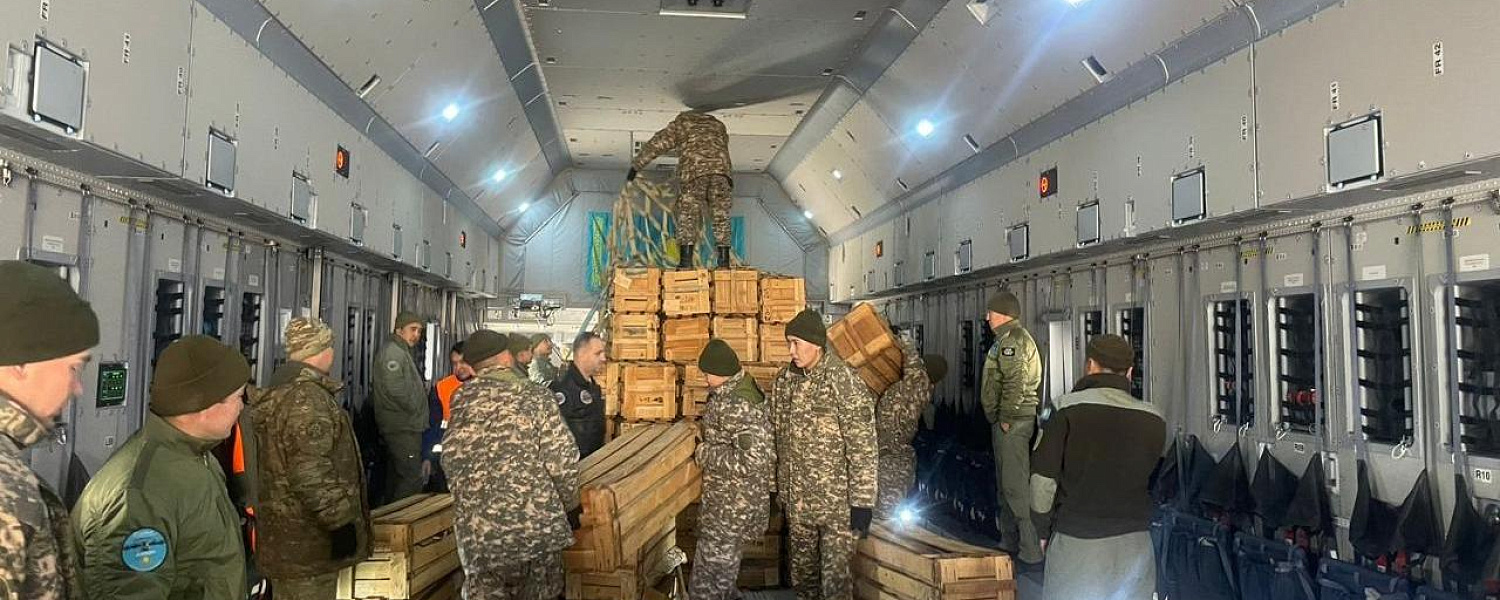 Казахстан направил 18 тонн гуманитарного груза в Афганистан