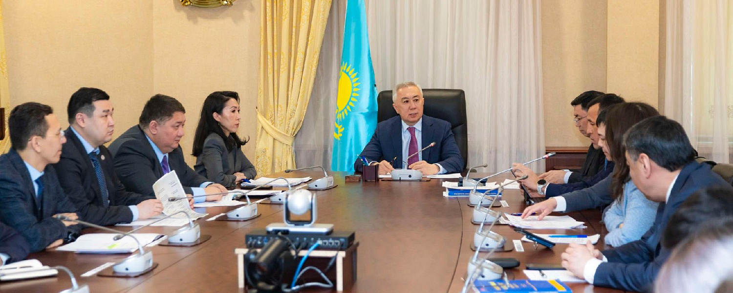 НДС, ГСМ и самозанятые: что разъяснили казахстанцам