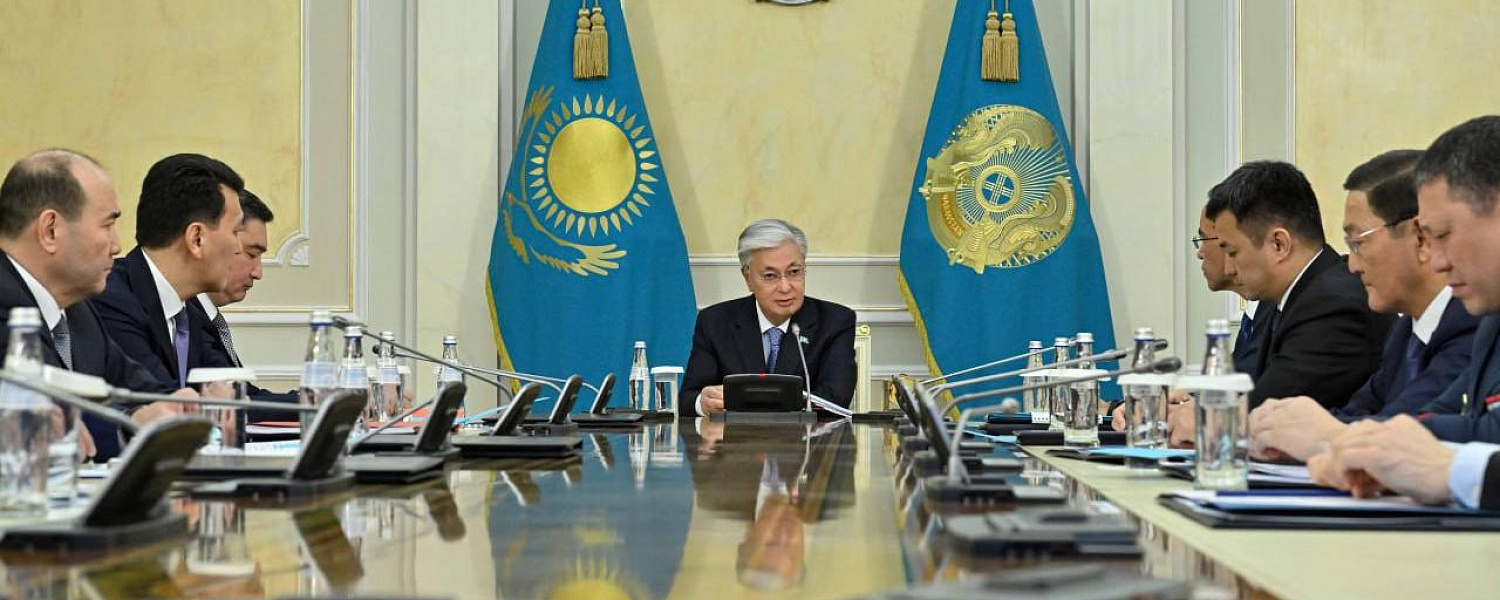 Токаев провел заседание Совбеза по борьбе с киберугрозами