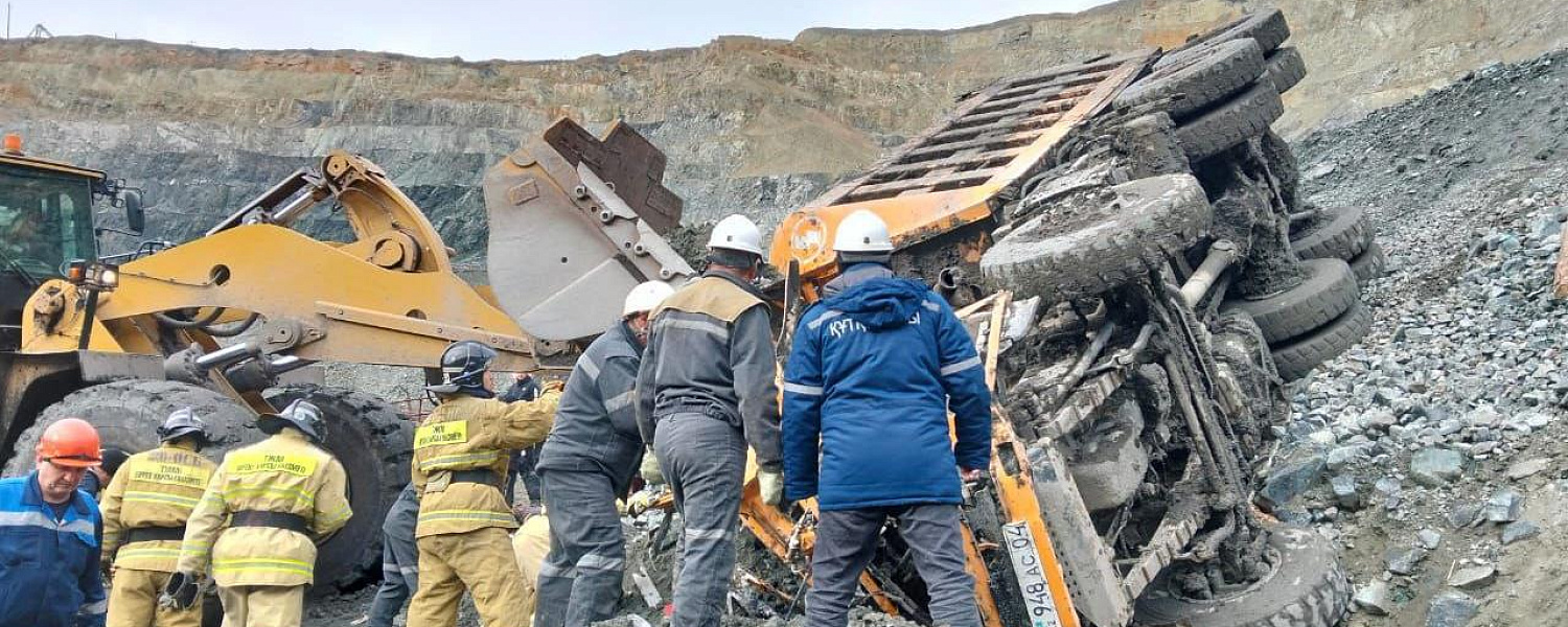 Два человека погибли в жуткой аварии в карьере Хромтау