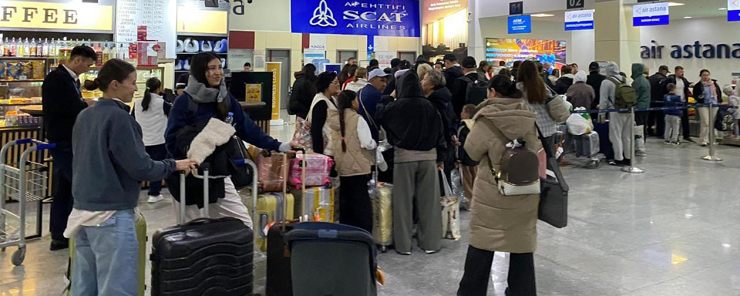 Сотни казахстанцев вернули из стран Ближнего Востока