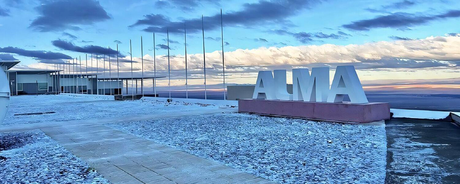 Самую сухую пустыню мира засыпало снегом
