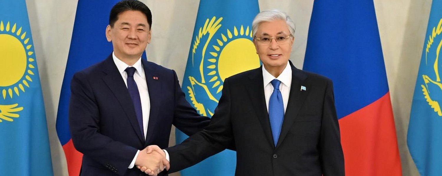 Президент Монголии прибыл с визитом в Казахстан