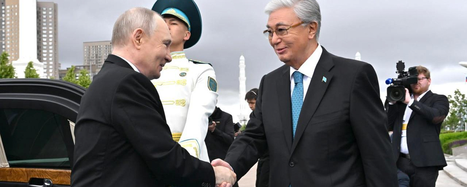 Токаев встретил Путина во Дворце независимости